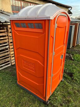 Mobilní toaleta - 2