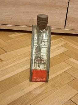 Trojhranná/trojúhelníková plechovka MOBILOIL - 2