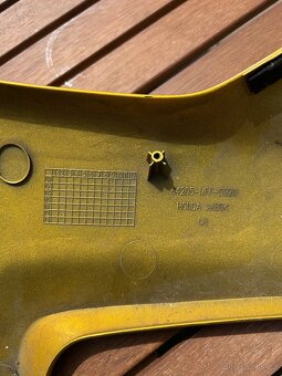 Boční plast kapotáže Honda Transalp XL 700 - 2