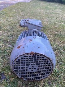 Motor, 380V/220V,  2,2 kW, 1420 otáček - 2