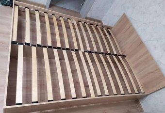 Dvoulůžková postel pouze rám - 2