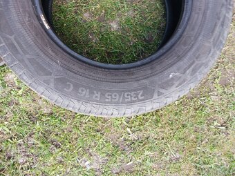235/65R16c - 2