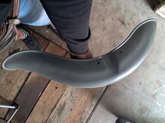 Jawa parez 555 predni blatnik - 2