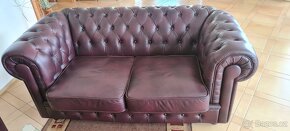 Prodám třímístnou a dvoumístnou pohovku Chesterfield Windsor - 2