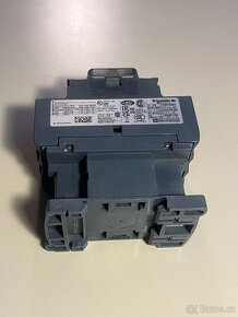 Stykač Schneider LC1D25P7 - 2
