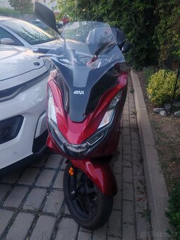 Krásná Honda PCX 125, 2022, ABS - 2