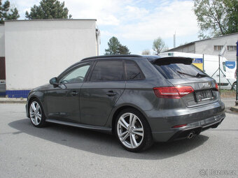Audi A3 1.6 TDi S-LINE NAVI - 2