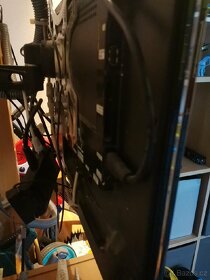 Tv Samsung + setobox Dvbt 2 + držák. - 2