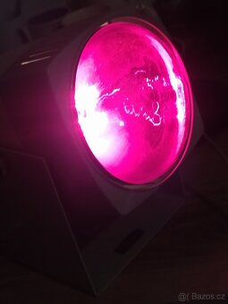 Infročervena lampa 240 CZK - 2