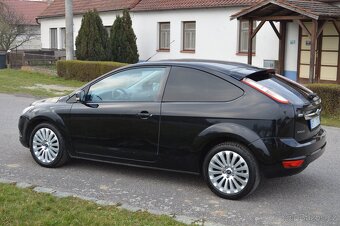 Ford Focus 1.6i - 85kw , bez koroze , FUUL servis pouze FORD - 2