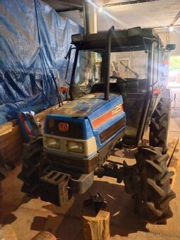 Malotraktor iseki tk 25 s kabinou - 2
