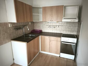 Pronájem bytu 2+kk s balkonem, ca 65 m2, OV, v Liberci - 2