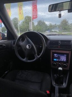 golf 4 - 2