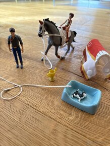 Schleich 42443 Mia a set pro vaulting - 2