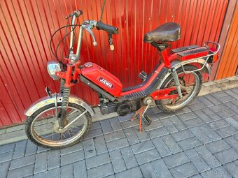 Babetta 210 s kartičkou, červená s chrom blatníky 4. - 2