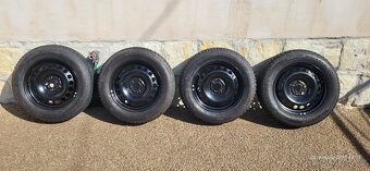 Zimní kola na Škoda Fabia 4, 185/65 R15 včetně krytů kol. - 2