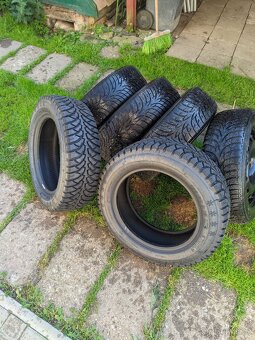 zimní kola Fabia , Rapid Nokian 185/60 r15 - 2