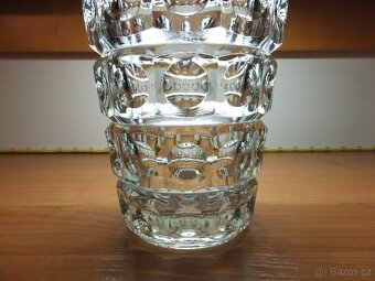 Masivní váza František Pečený - Sklo Union, váha 1448 g. - 2