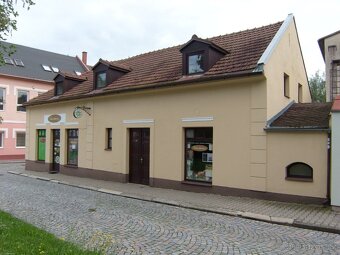 Prodej domu s komerčním prostorem v centru Svitav - 2