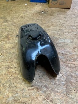 Nádrž Jawa 350 - 2