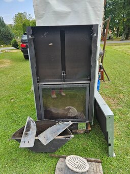 Krbová vložka s vodním výměníkem. - 2