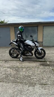 Kawasaki z800r abs - 2
