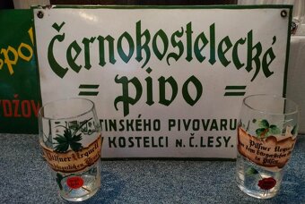 Pivní sklo, půllitry, třetinky, pivovarské cedule. - 2