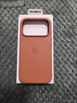 Kryt na Apple Iphone 17 Pro - 2