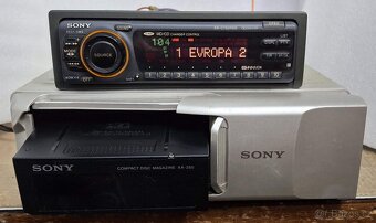 SONY autorádio XR-C750RDS + měnič na 10CD s kabeláží - 2