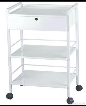 Kosmetický stolek pojízdný - 2