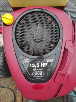 Zahradní traktůrek Murray Sentinel - 2