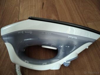 Žehlička - Tefal - 2