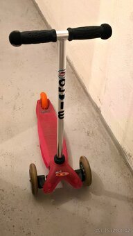 dětská tříkolová koloběžka Mini Micro Classic - 2