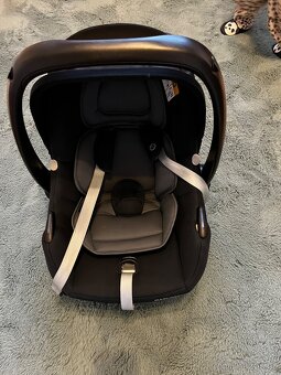 Autosedačka Vajíčko - 2