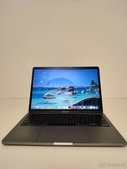 MacBook Pro 2020 | i7 • 32GB • 512GB SSD - 2