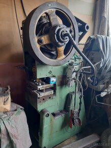 Vystředníkový lis 25 tun - 2