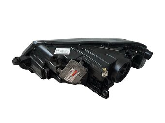LED pravý xenon bixenon 3V1941016A Škoda Superb 3 2018 - 2