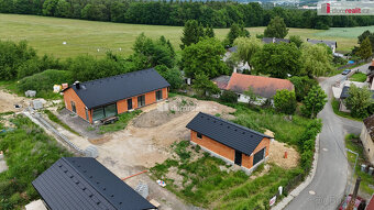 exkluzivní prodej rozestavěného rodinného domu v obci Orlov  - 2