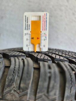 Zimní pneu NOKIAN WR SUV 235/65 R18 - 2