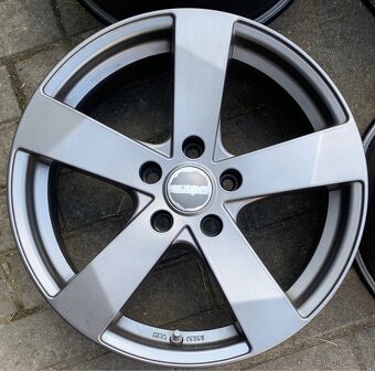 Alu disky Dezent, 5x112, R17, šedé, ET35 - 2