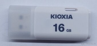 Karty a USB kluce - 2