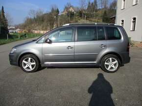 VW TOURAN - 1.4 TSi , tažné zařízení - 2