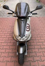 Skútr Gilera Runner VX200 M24 5/2003 - 2