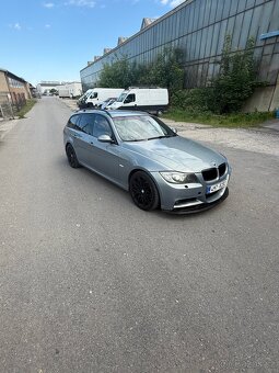 BMW e91 330xd - 2
