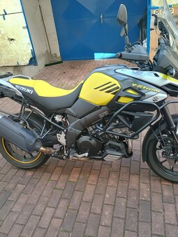 Suzuki 1000 Vstrom - 2