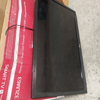 TV LG 80 - 2