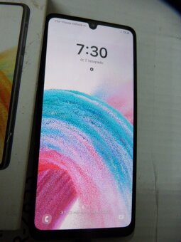 Samsung - 2