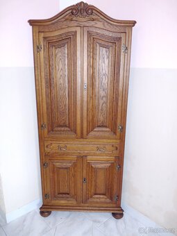 rohová univerzální rustikální skříň / knihovna - 2