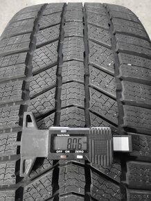 4ks nove zimni 225/40/19 continental - 2