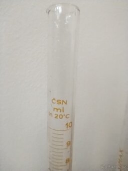 Laboratorní odměrné válce - 2